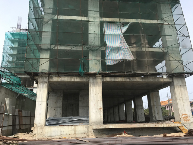 can canh du an khach san 43 tang xay khong phep den tang thu 9