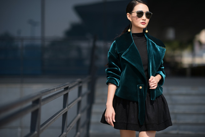 hoa hau quy ba suong dang tu tin dien vay ngan goi cam du da u50