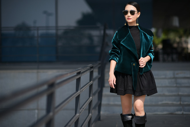 hoa hau quy ba suong dang tu tin dien vay ngan goi cam du da u50