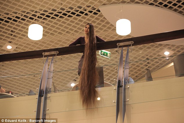 tim thay cong chua rapunzel doi that voi mai toc dai hon 2m
