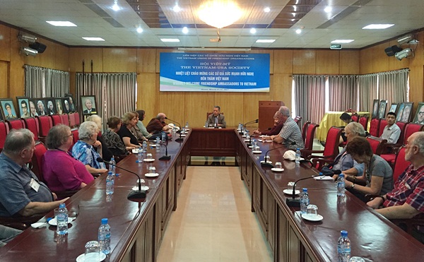 doan su gia suc manh huu nghi my an tuong truoc su than thien cua nguoi dan viet nam