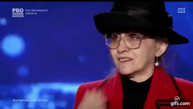 phan trinh dien dan piano cua co gai khong tay lam lay dong trai tim hang trieu nguoi