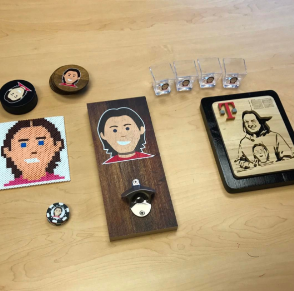 phong cach cua ceo lap di nhat the gioi mac do hong do va to chuc show day nau an hang tuan tren facebook