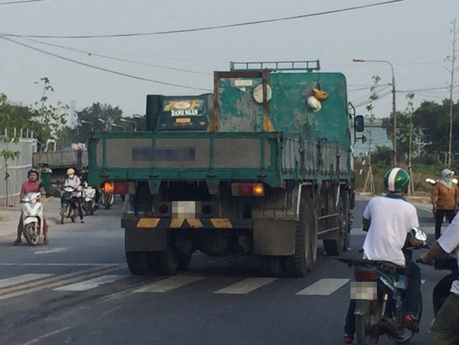 bien hoa xe tai keo le xe may hang chuc met nguoi phu nu tu vong tai cho