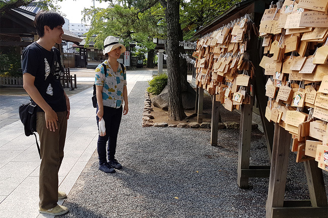 ven buc man bi mat ve cuoc song lan khuat hang chuc nam trong nhung can phong cua hon trieu nguoi nhat