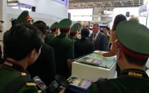 tiem kich su 30sme ruc sang tai trien lam lima 2017 goi ten khach hang dau tien