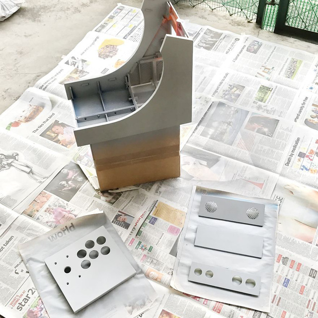 retrocade may game thung cuc doc duoc tao ra boi cong nghe in 3d