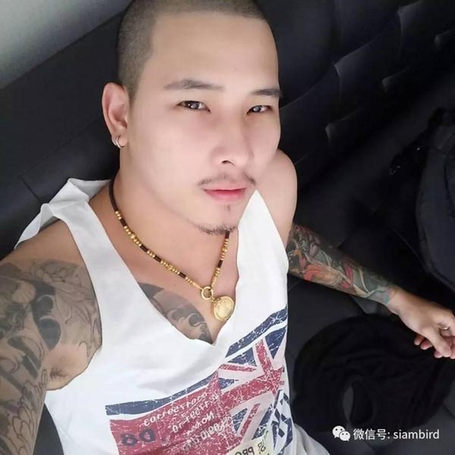 chan dung chang trai tre vuot qua 60000 ung vien de tro thanh chong thu 9 cua nu dai gia thai lan