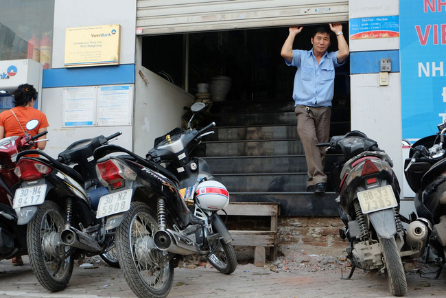 den luot nguoi ha noi nghi cach tao bac tam cap moi de khong lan chiem via he