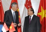 thu tuong nguyen xuan phuc hoi dam voi thu tuong singapore ly hien long