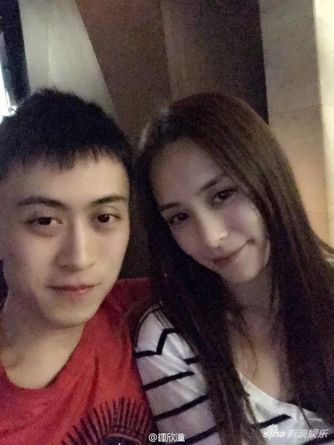 hanh trinh lot xac tu co nang binh dan thanh hot girl ban hang online cua ban gai dai thieu gia thuong hai