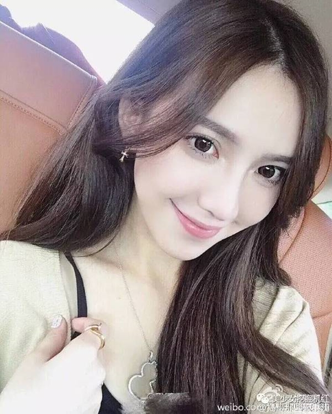 hanh trinh lot xac tu co nang binh dan thanh hot girl ban hang online cua ban gai dai thieu gia thuong hai