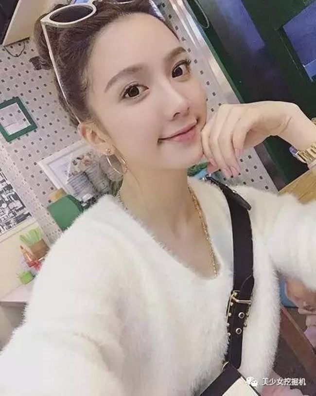 hanh trinh lot xac tu co nang binh dan thanh hot girl ban hang online cua ban gai dai thieu gia thuong hai