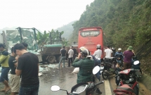 tuyen quang xe tai cho kinh va cham xe khach 45 cho nhieu nguoi bi thuong