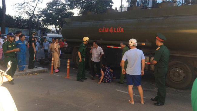 tphcm nguoi than nga quy ben thi the nguoi dan ong tu vong sau tai nan
