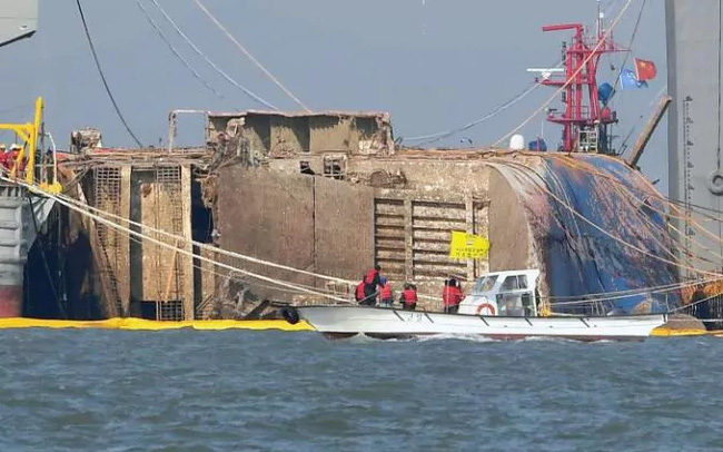 chum anh lanh nguoi voi hinh anh pha sewol gi set nghiem trong sau 3 nam chim sau duoi day dai duong
