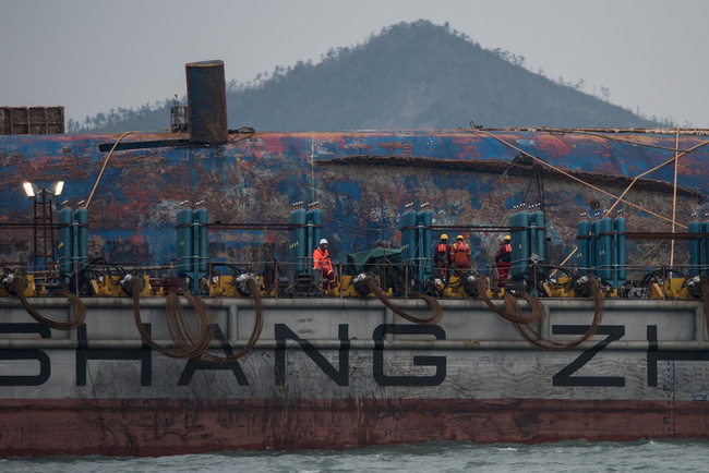 chum anh lanh nguoi voi hinh anh pha sewol gi set nghiem trong sau 3 nam chim sau duoi day dai duong