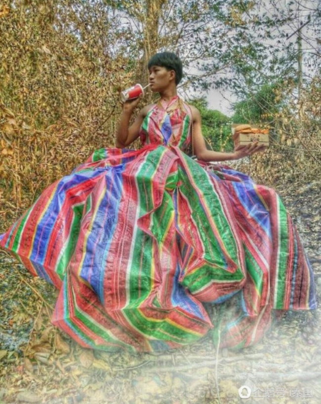 chang trai tham hoa thoi trang thai lan ngay ay bay gio ra sao