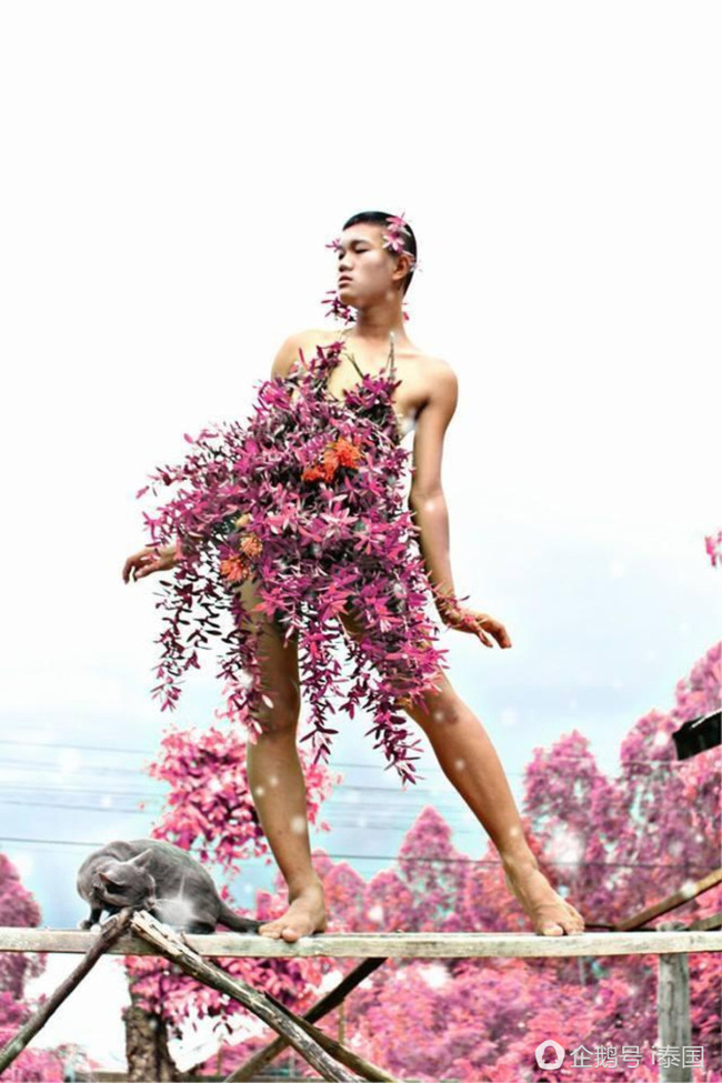 chang trai tham hoa thoi trang thai lan ngay ay bay gio ra sao