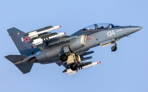 viet nam da chon yak 130 lam may bay huan luyen the he moi