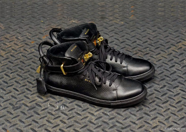 khong phai nike adidas ma san pham nay cua louis vuitton moi la ke thong tri o thi truong sneaker dat do