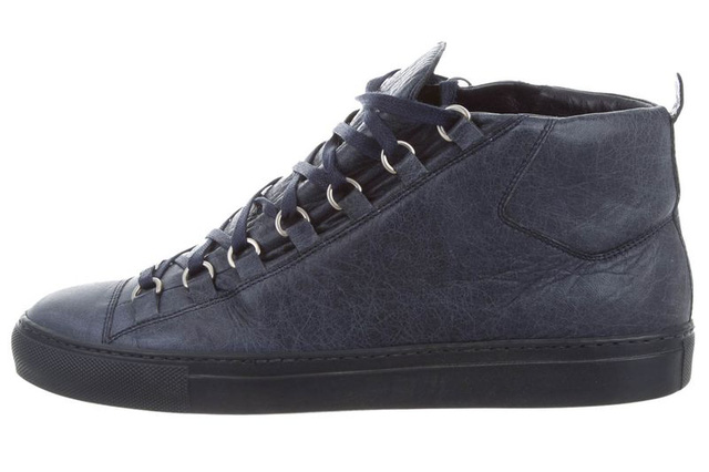 khong phai nike adidas ma san pham nay cua louis vuitton moi la ke thong tri o thi truong sneaker dat do