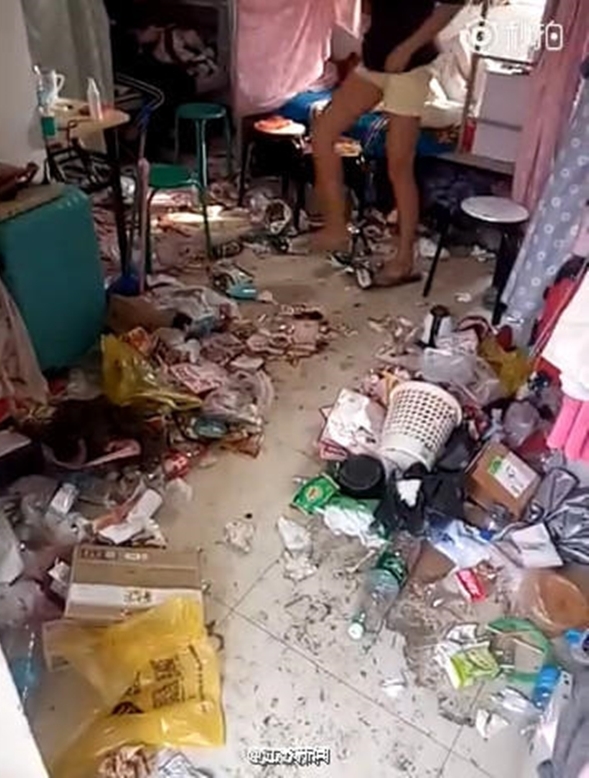 nhung can phong ky tuc ban con hon ca bai rac cua sinh vien trung quoc khien nhieu nguoi hoang hon