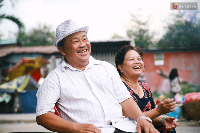 chuyen ong nam hap lay dat nha minh mo cho cho nguoi ban hang rong o sai gon