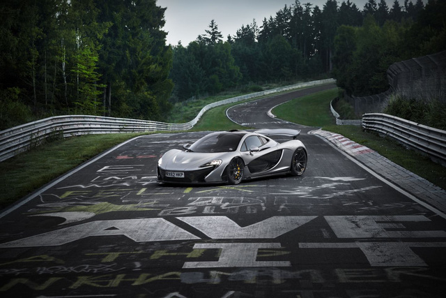 lo dien sieu xe hybrid dep lung linh dong co 1000 ma luc moi cua mclaren chiec bp23
