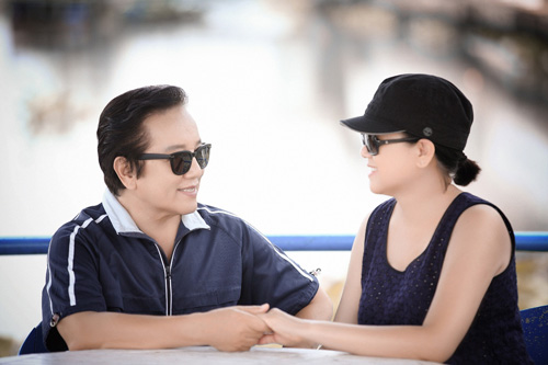 nguoi phu nu tu bo su nghiep lam vo 2 cua danh ca elvis phuong