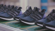 quy trinh san xuat adidas ultraboost 10 dong giay chay duoc menh danh la tot nhat the gioi