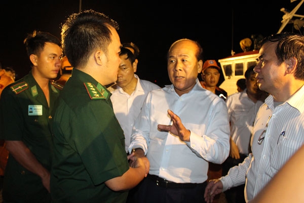 cac bo phoi hop tim kiem cuu nan tau van tai chim tren bien ba ria vung tau