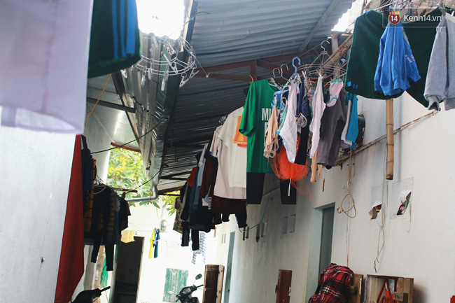 sinh vien dau dau vi ban cung phong nghien facebook da luoi viec nha con lam li nhu co may