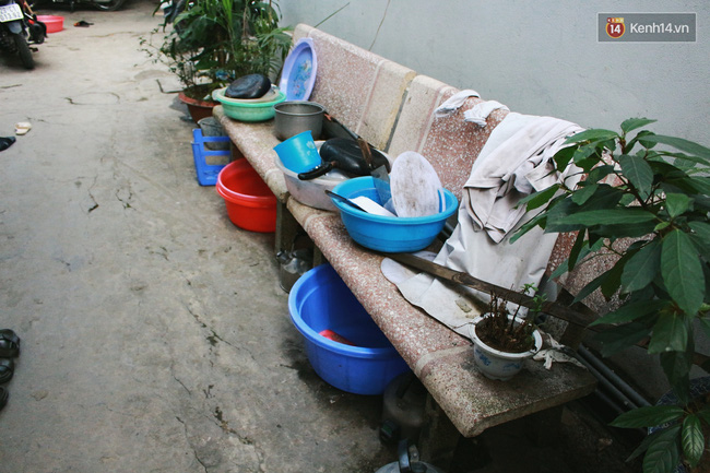 sinh vien dau dau vi ban cung phong nghien facebook da luoi viec nha con lam li nhu co may