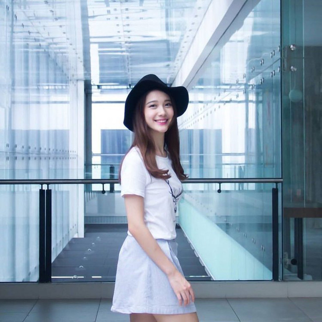 gap go co sinh vien malaysia duoc menh danh nu than 360 do khong goc chet