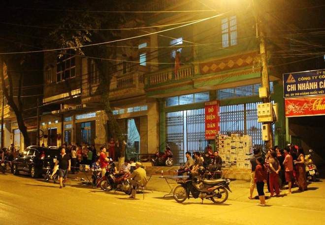 lao cai nu bac si khoa san tu vong nguoi chong dang nguy kich ben canh