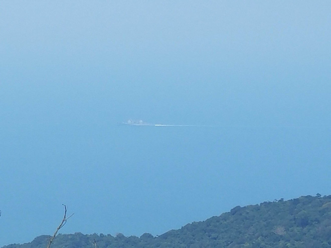 tau san bay my va nhom tau ho tong tha neo tai da nang