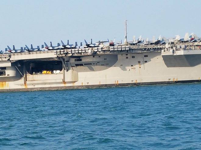 anh can canh tau san bay uss carl vinson tai da nang