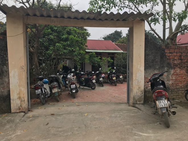 tam su xot xa cua ong ngoai co gai tu vong vi bi nhet toi vao mieng
