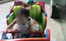 tphcm be gai 3 tuoi nghi bi bao ve xam hai tai truong mam non bo me nghi viec di cau cuu co quan chuc nang