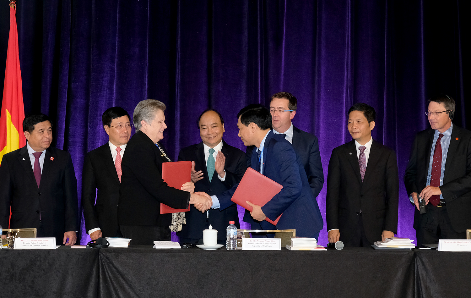 thu tuo ng keu go i ca c nha da u tu australia de n vie t nam