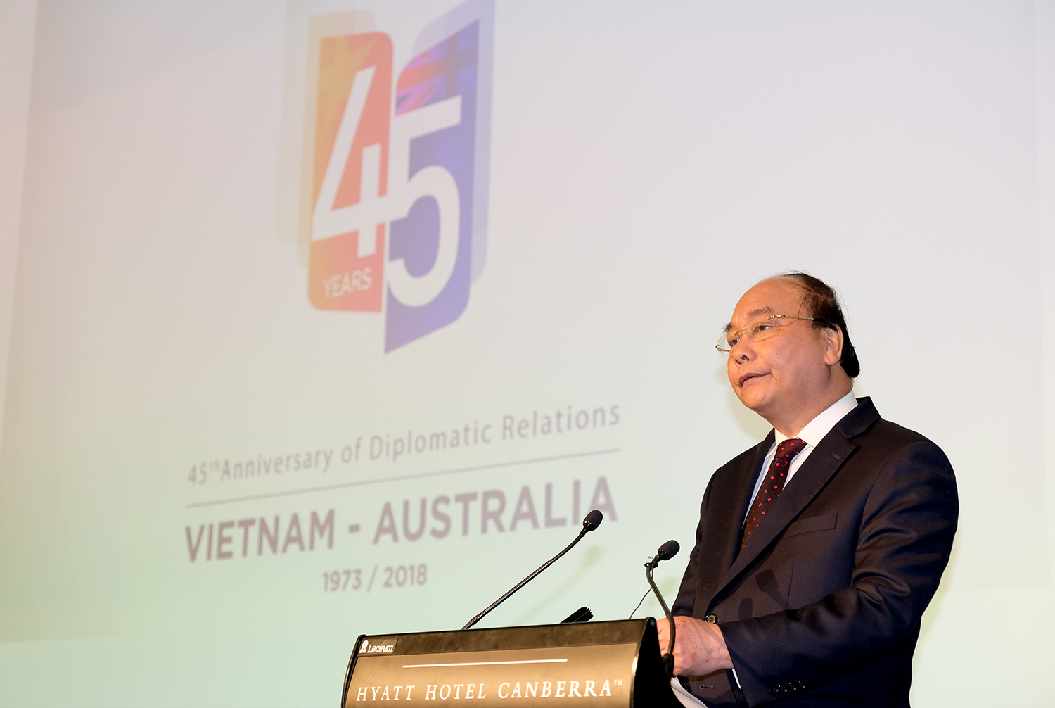 thu tuo ng ket thuc tot dep chuyen tham chinh thuc australia