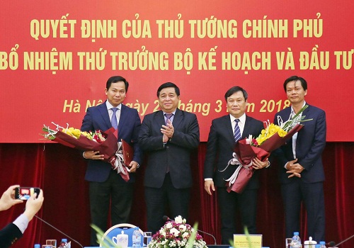 cong bo quyet dinh bo nhiem 2 thu truong