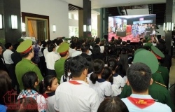 nguoi dan xuc dong nho ve vi thu tuong yeu nuoc quy dan