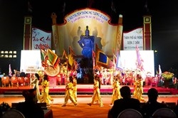 khai mac le hoi truyen thong nu tuong le chan nam 2019