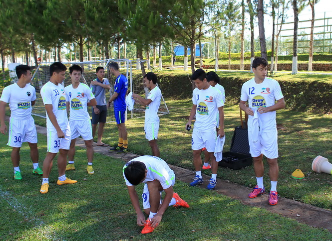 bau duc phai chi khung cho giai doan 2 v league