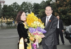 chu tich nuoc tran dai quang tham va lam viec tai ninh binh