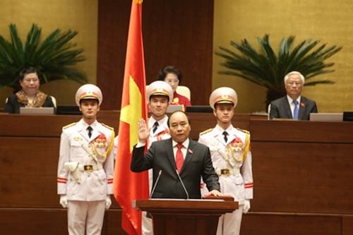 tan thu tuong nguyen xuan phuc tuyen the nham chuc