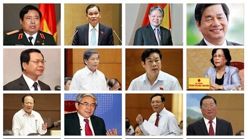 de nghi mien nhiem 2 pho thu tuong va 18 bo truong