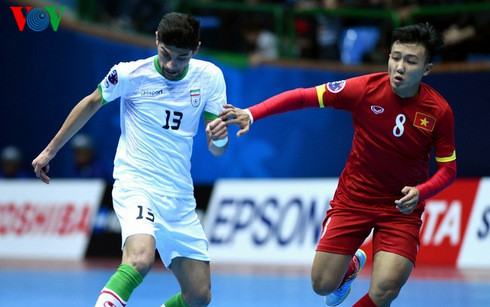 the thao trong nuoc quoc te diem tin ngay 124